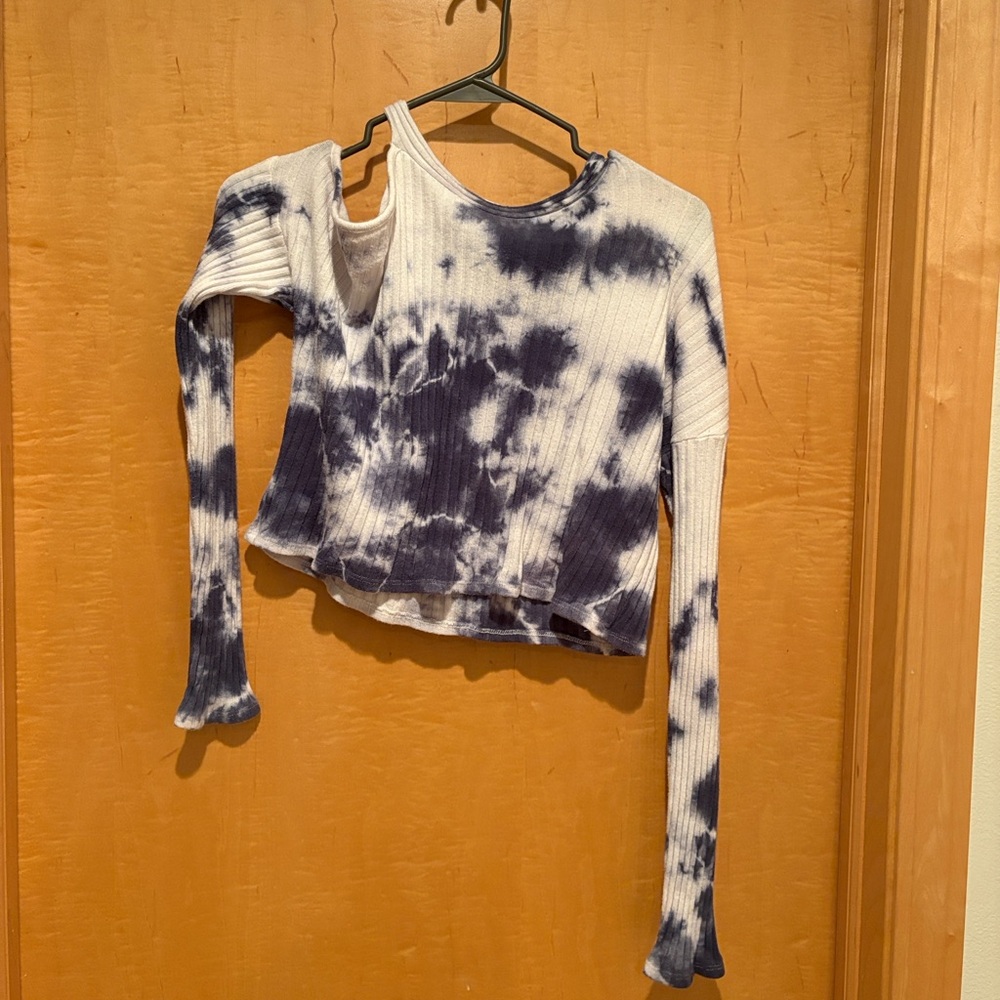 Fashion Nova Blue Tie-Dye Cut-Out Long Sleeve Top